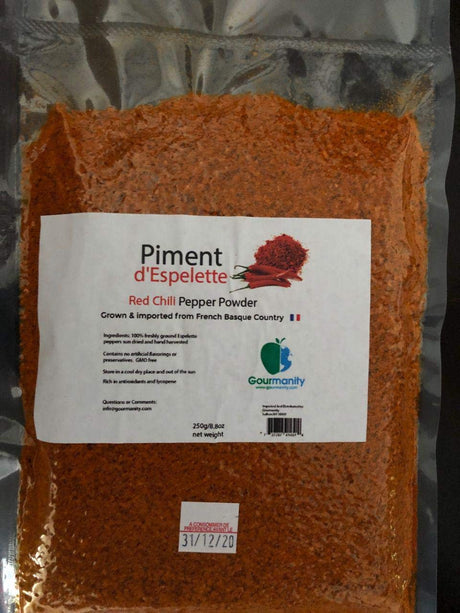 Piment d'Espelette-Red Chili Pepper Powder| 250g Bag| Gorria Variety, Chili Seasoning-Spice| AOC Classified, Non-GMO, From France| For Chili Con Carne, Chipotle, Mexican/ Thai/ Indian Food & More